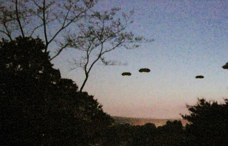 7-20-05 COCKAPONSET STATE FOREST CONNECTICUT--UFO EVIDENCE.ORG--UFO EYE CANDY--nc.jpg :: XX