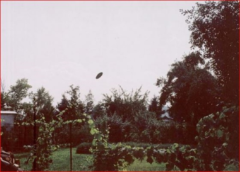 7-26-03 BRZOSTEK POLAND--UFO EVIDENCE-3.jpg