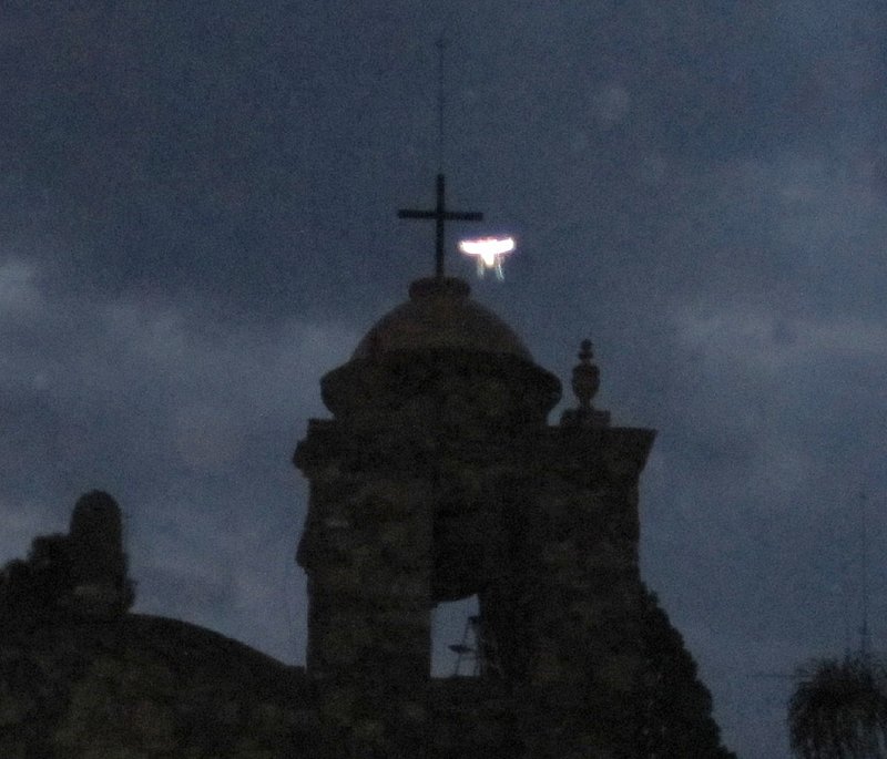 7-27-11 TONOLA JALISCO MEXICO--MUFON 30910 CROPPED.jpg :: ZZ