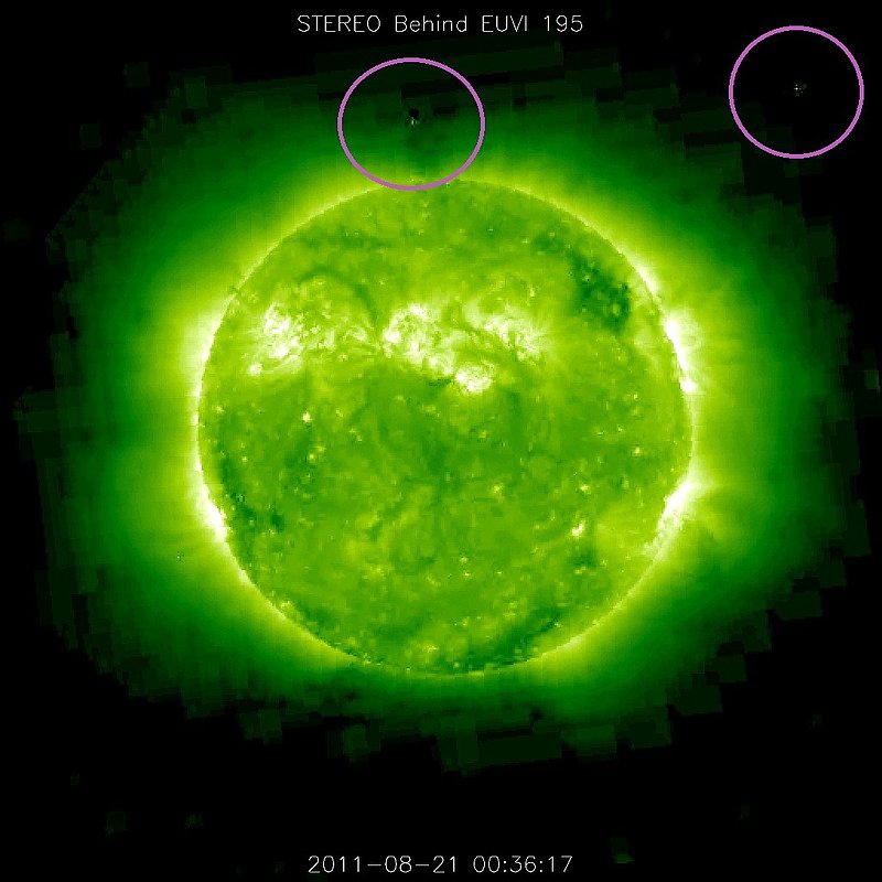 8-21-11    00.36    ZULU    LOW DEFINITION IMAGE OF SUN AND UFO BY NASA--KEN PFEIFER.jpg :: ZZ