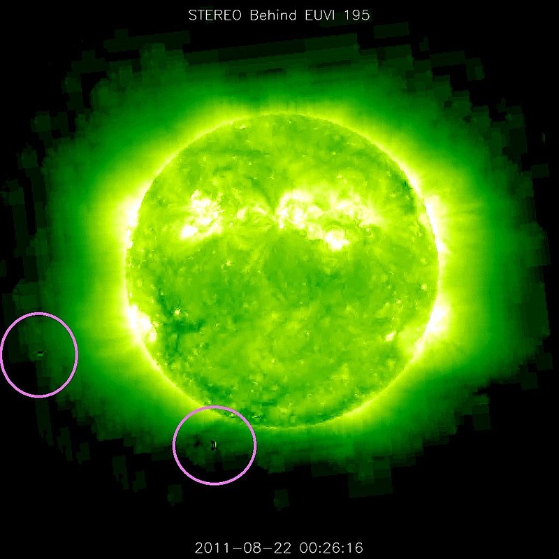 8-22-11    00.26 ZULU     LOW DEFINITION IMAGE OF SUN AND UFO BY NASA--KEN PFEIFER.jpg :: ZZ