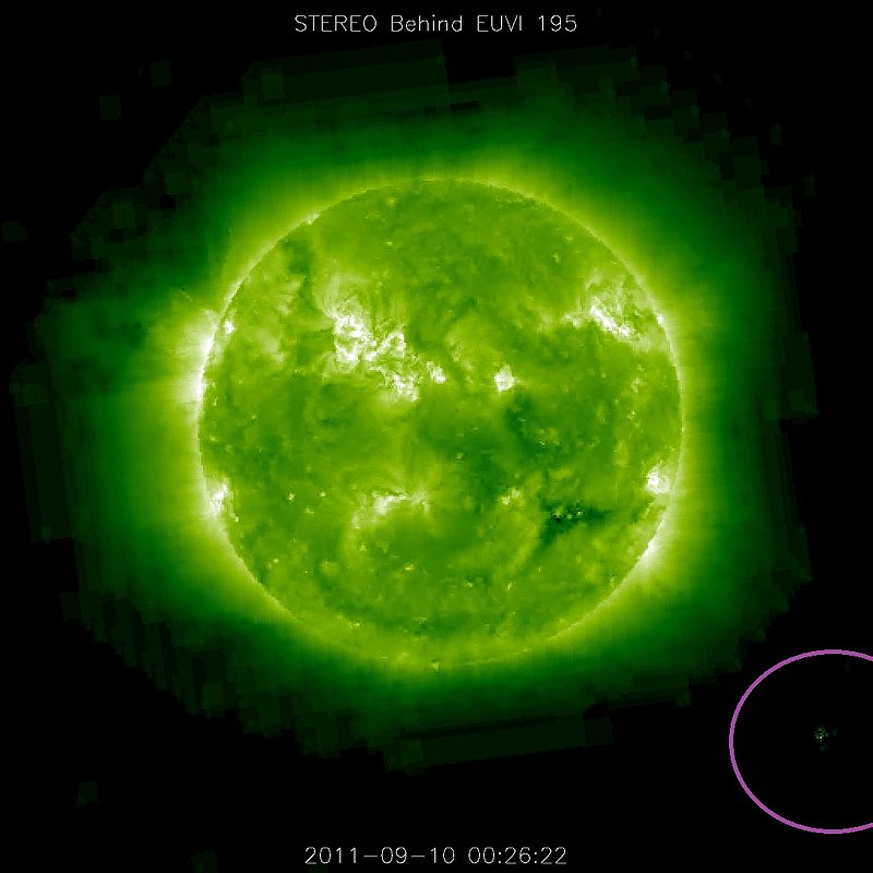 9-10-11    00.26 ZULU    LOW DEFINITION IMAGE OF SUN AND UFO BY NASA--KEN PFEIFER.jpg :: ZZ