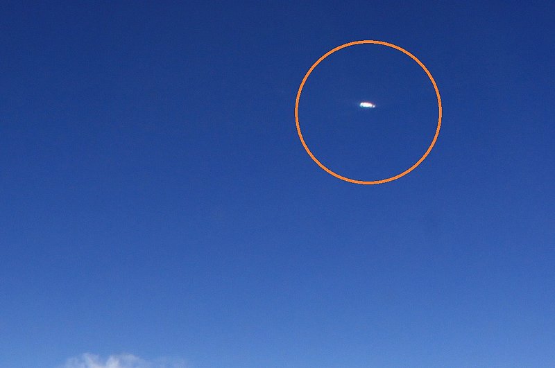 9-15-11 ON FINAL DECENT TO JFK IN NEW YORK--WILLIAM CROWLEY PHOTOGRAPHER AND WITNESS--PIC 2.jpg :: XX
