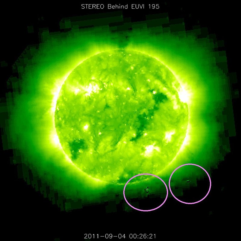 9-4-11    00.26 ZULU    LOW DEFINITION IMAGE OF SUN AND UFO BY NASA--KEN PFEIFER.jpg :: ZZ