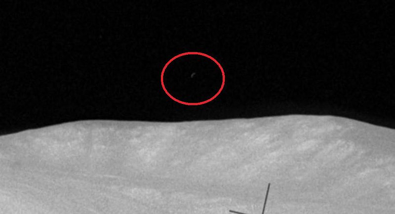 APOLLO 17--ELBOW CRADER--UFO WATCHING MOON BUGGY--KEN PFEIFER 5.jpg :: APOLLO 17 ELBOW CRADER--OBJECT ON HORIZON--KEN PFEIFER--COPYRIGHT GOOGLE