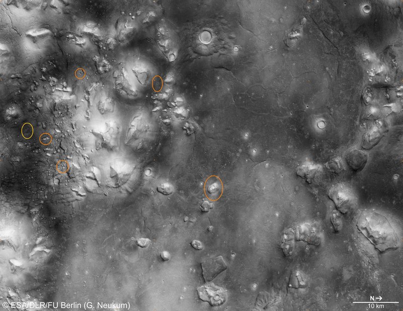 CYDONIA.jpg :: X