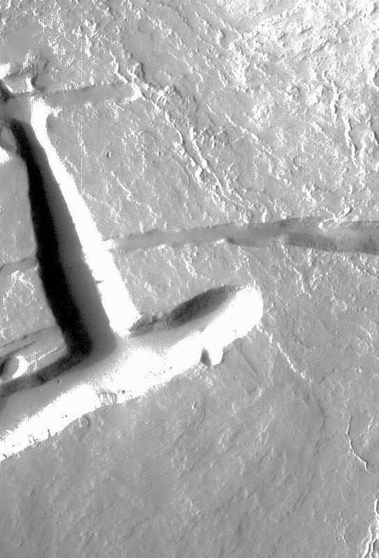MARS  STRUCTURE--NASA COPYRIGHT..jpg :: T