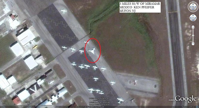 MEXICO--KEN PFEIFER GOOGLE FIND--STRANGE AIRCRAFT FROM ARIZONA BONE YARD.jpg :: h