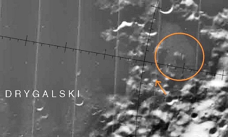 MOON--DRYGALSKI CRATER--KEN PFEIFER DISCOVEFRY 9-3-12 8.41 EST.jpg :: 7
