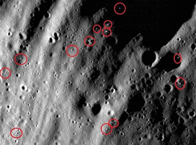MOON--ERIKA HERSHEY DISCOVERY 3-30-11--531698main_032311a.jpg :: 411