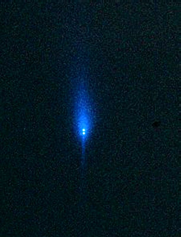 MOON--UFO AND ASTRONAUT--NASA AS14-66-9--PIC 2 ENLARGEMENT.jpg :: 311