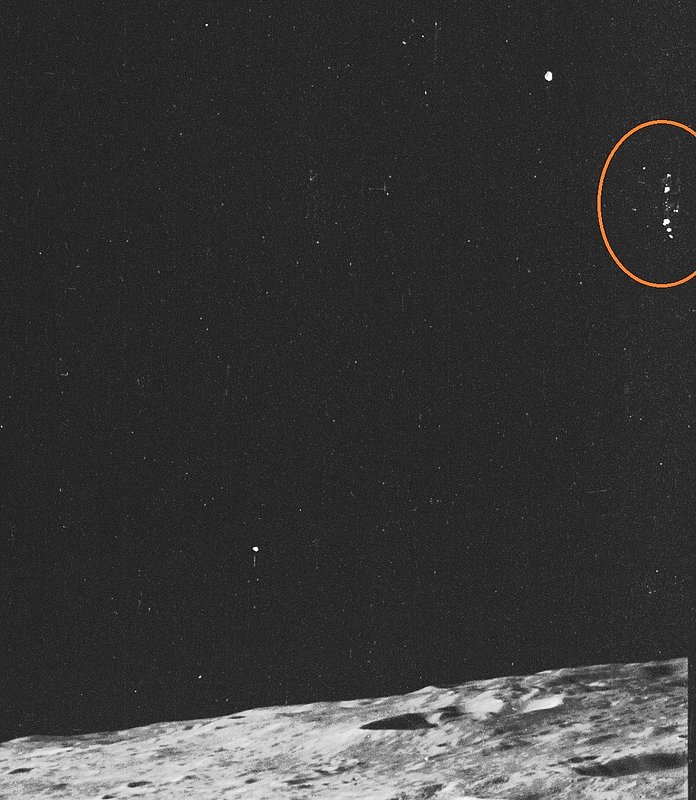 MOON--UFO--LPI-URSA-EDU-APOLLO--MIKE BATHURST RESEARCHER.jpg :: 6