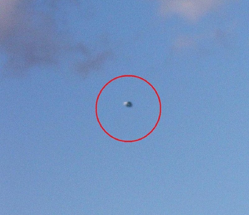 ORB--3-31-10 CATTENOM COMMUNE FRANCE--OVNI PARANORMAL--UFO CASE BOOK--PIC 3 CROPPED.jpg :: YY