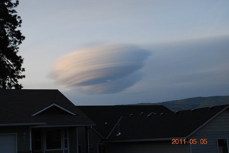 STRANGE--5-5-11 NORTHERN OREGON--MUFON 30354--PIC 2.jpg :: 811