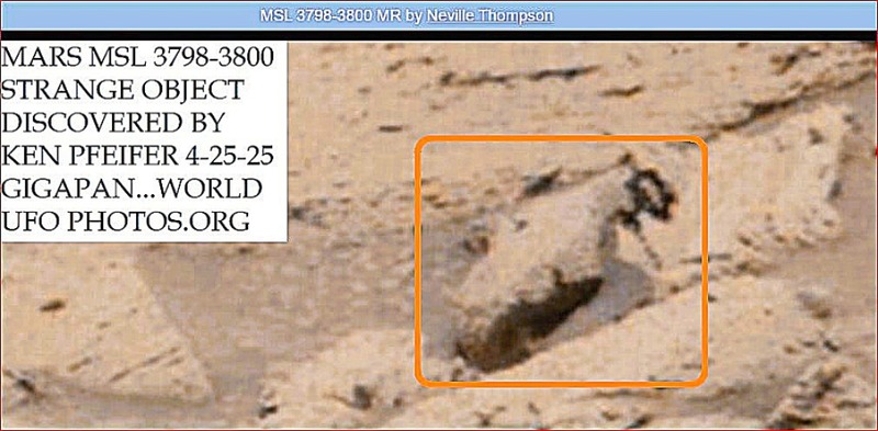 Z12 MARS MSL 3798-3800 STRANGE OBJECT DISCOVERED BY KEN PFEIFER 4-25-23 GIGAPAN-11.jpg