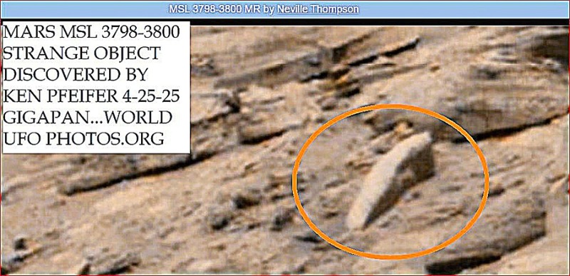 Z12 MARS MSL 3798-3800 STRANGE OBJECT DISCOVERED BY KEN PFEIFER 4-25-23 GIGAPAN-15.jpg