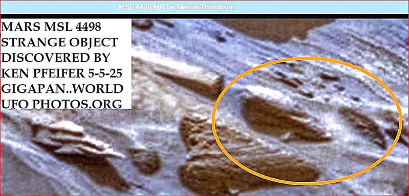 Z17 MARS MSL 4498 STRANGE OJBECT DISCOVERED BY KEN PFEIFER 5-5-25 GIGAPAN-2.jpg