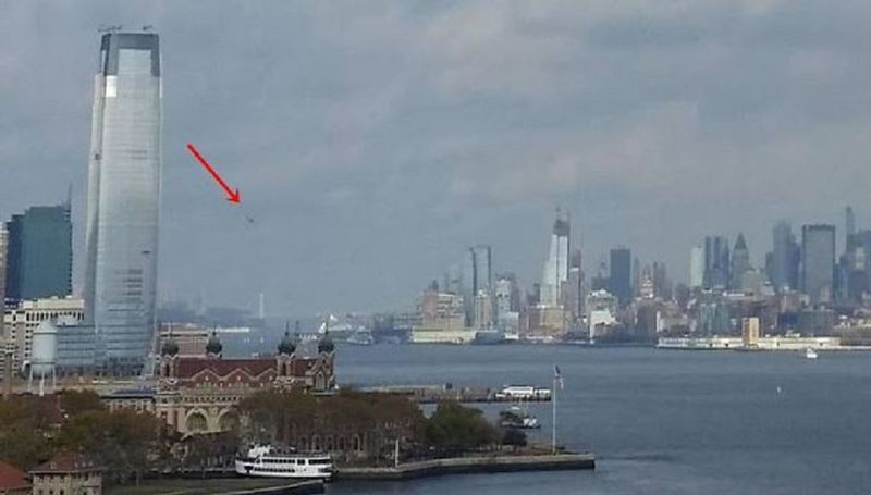 10-25-15  MANHATTAN NEW YORK--PIC 3--UFO SIGHTING HOTSPOT.jpg