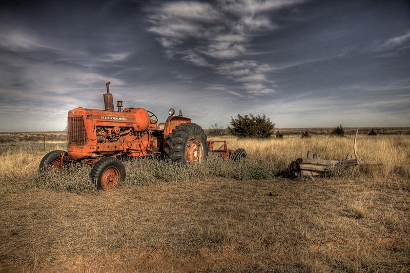 Tractor3.jpg
